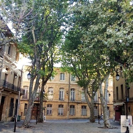 Ferienwohnung Beau Duplex Avec Terrasse - Centre Historique Aix-en-Provence Exterior foto