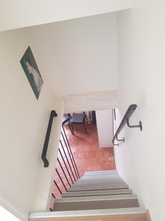 Ferienwohnung Beau Duplex Avec Terrasse - Centre Historique Aix-en-Provence Exterior foto