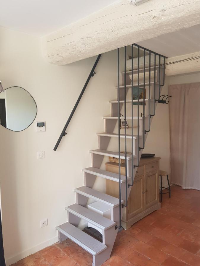 Ferienwohnung Beau Duplex Avec Terrasse - Centre Historique Aix-en-Provence Exterior foto